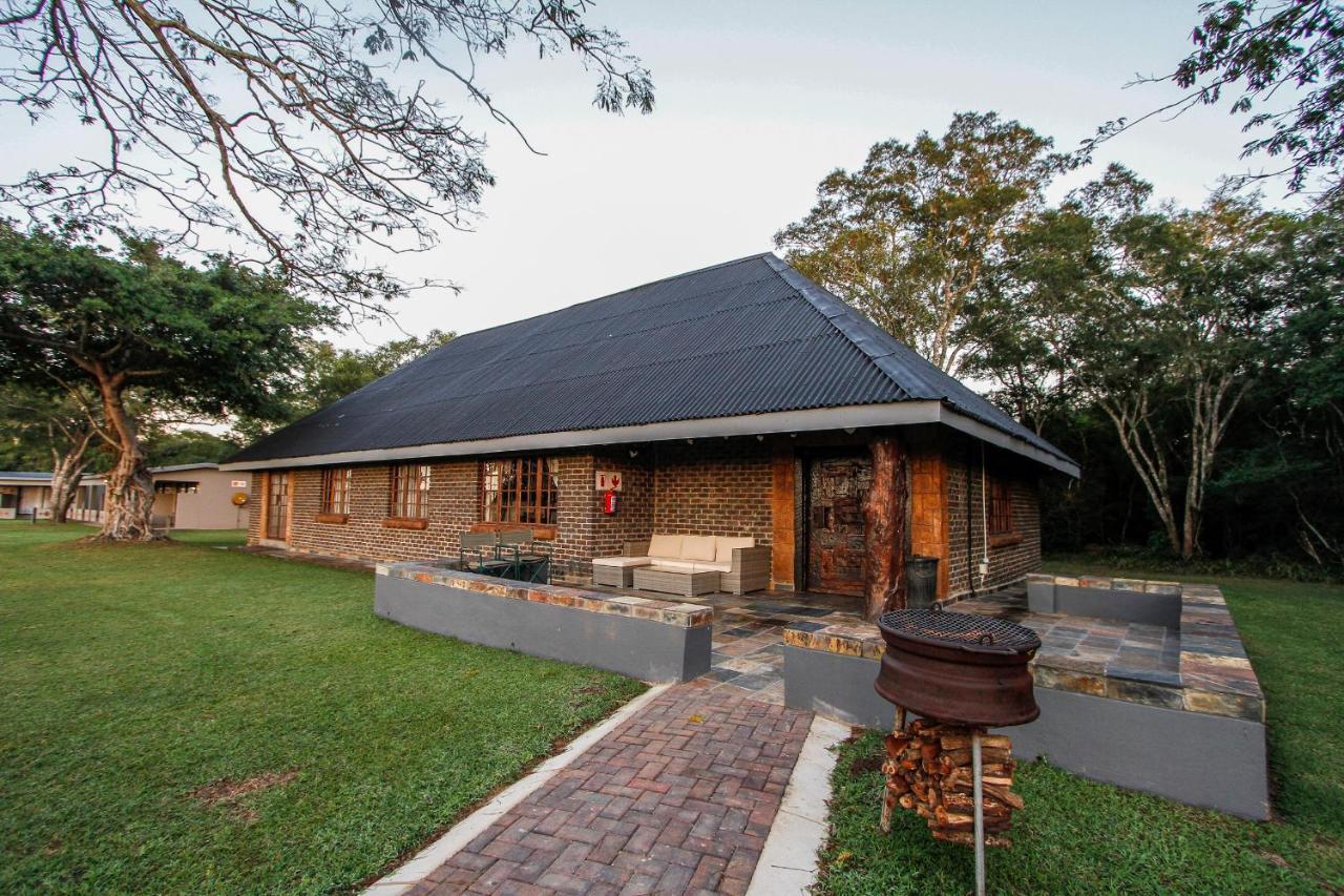 Ezulwini Game Lodge Hluhluwe Exterior photo